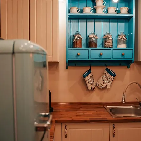 Apartment Ojcowski Zakatek-domek Z Balia Oraz Drewniany Do Wynajecia *